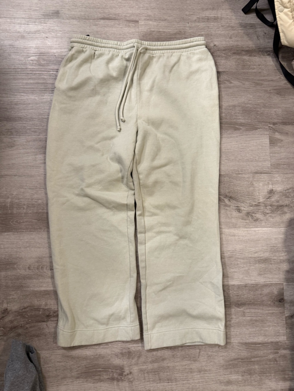 H&M Light Green Drawstring Joggers